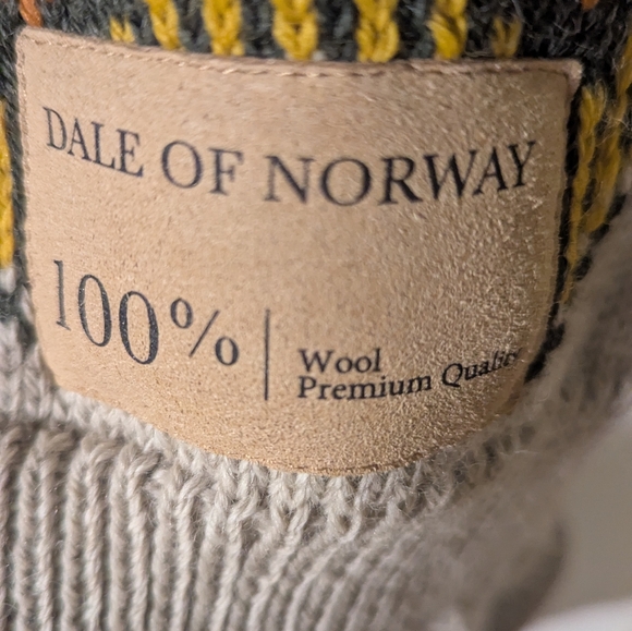 NWT! Dale of Norway Men's Sweater - Picture 5 of 5